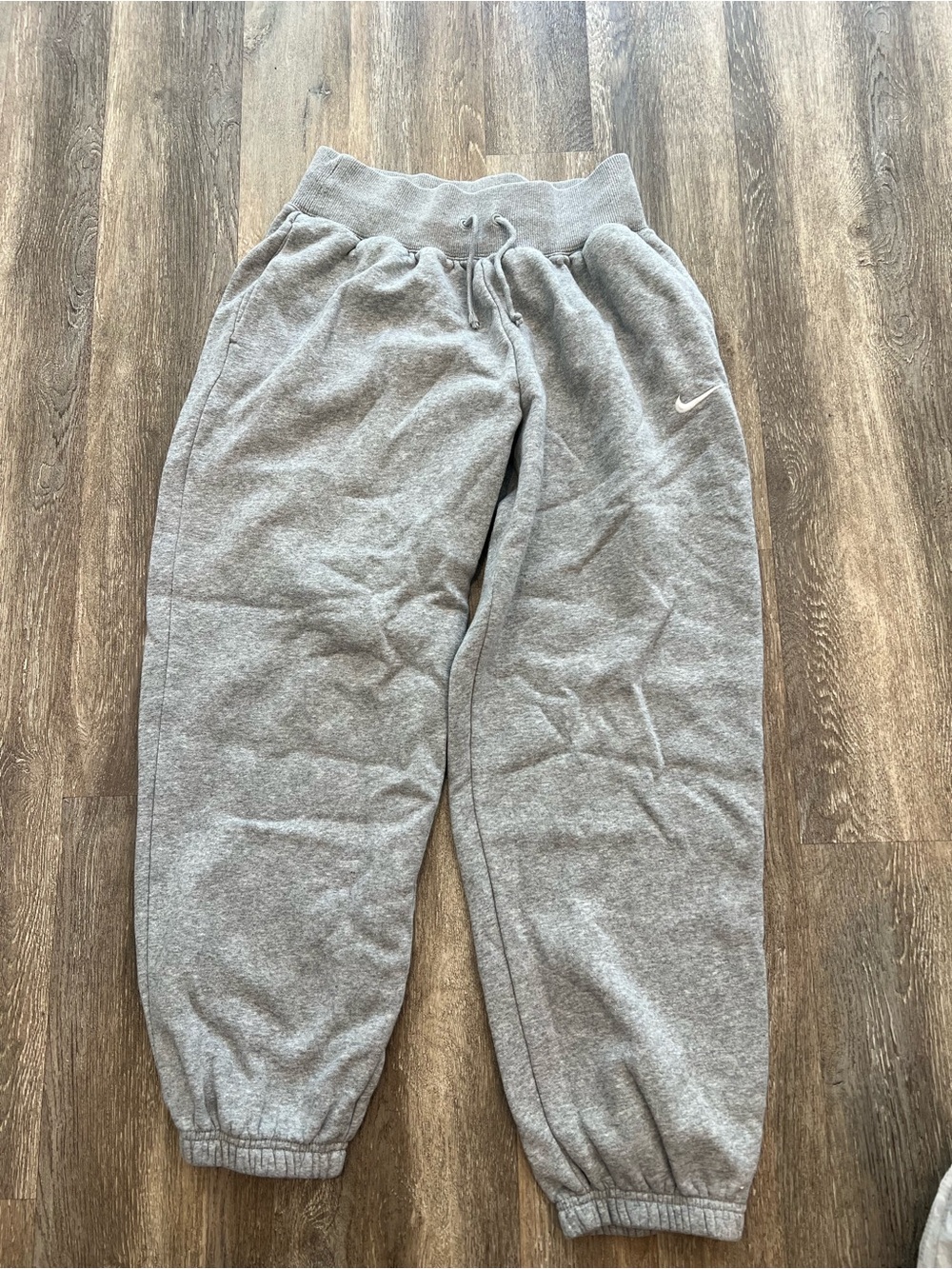 Nike Gray Women's Fleece Joggers with Drawstring
